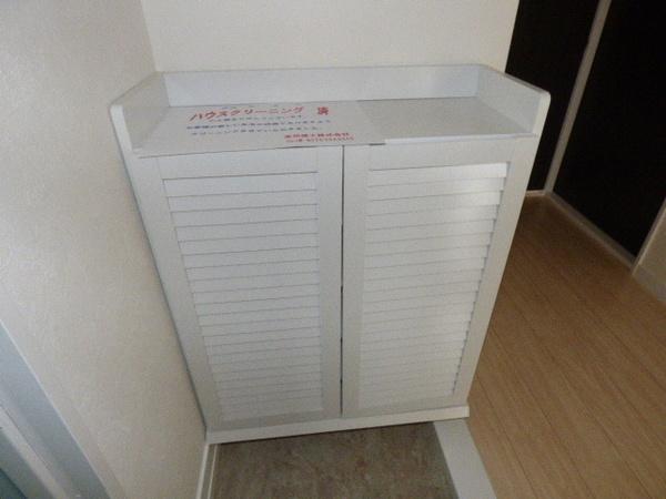 サンディハイツ三輪 玄関