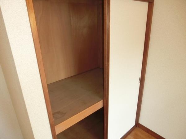 リバーサイド小沢 収納