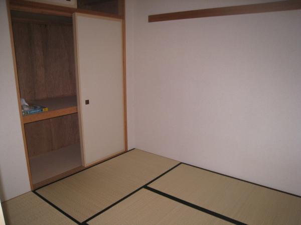 五幸本町ビル 収納