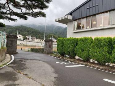 坂城町立南条小学校：1400m