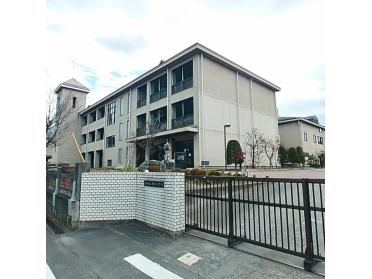 松本市立源池小学校：931m