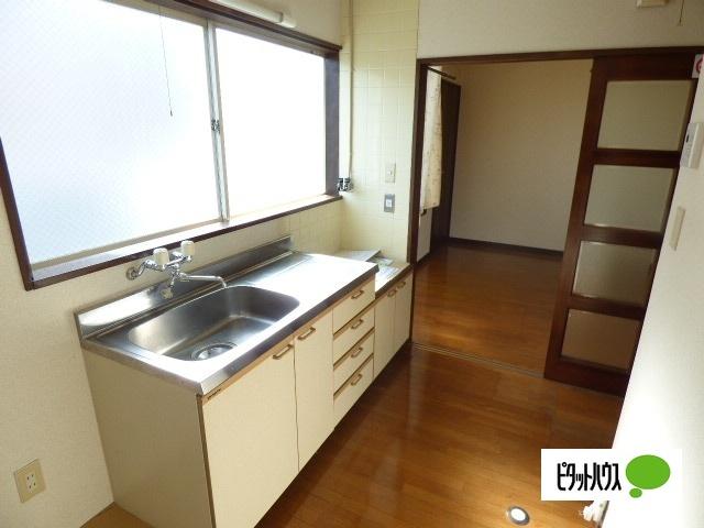ファミーユ石堂 キッチン