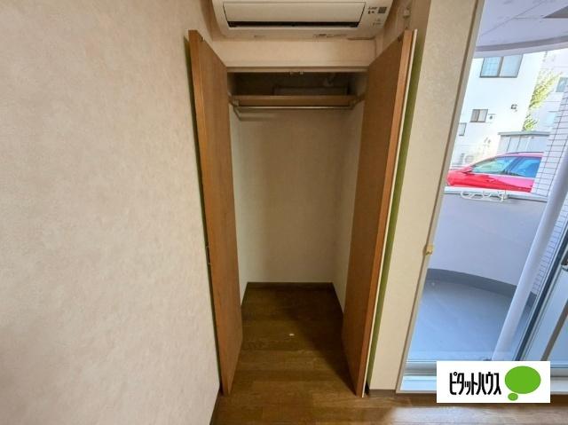 サンディハイツ鶴賀 収納