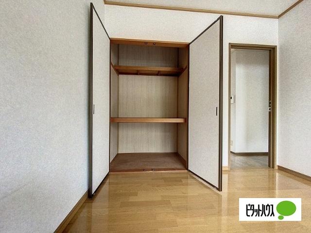 フォースアベニュー和田　A棟 収納