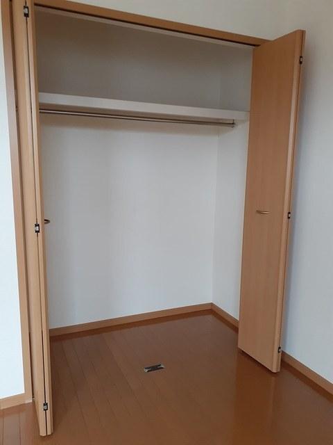 チアーズ（204） 収納