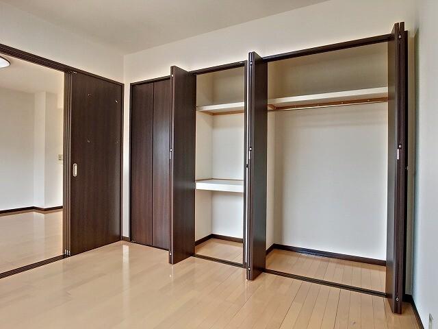 グレース・パレ弐番館 収納