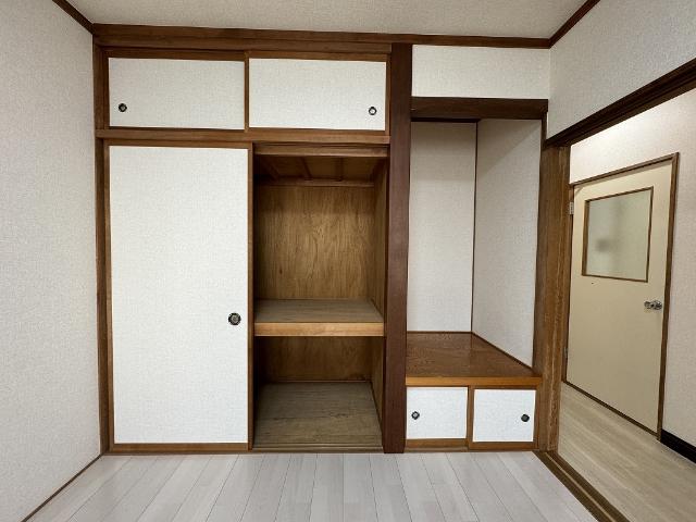 イソガイレジデンス 収納