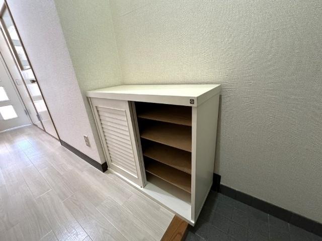 イソガイレジデンス 収納