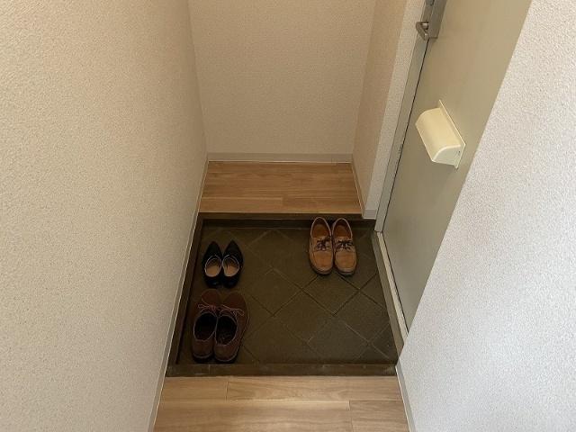 ベルディタカミヤ 玄関