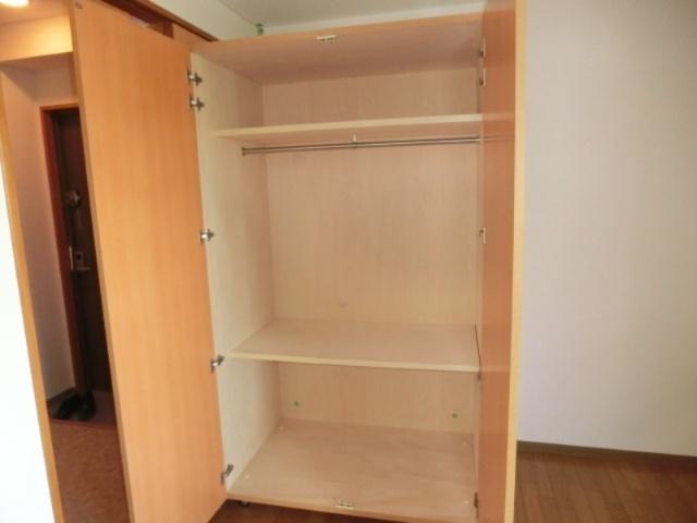 グランデール中町 収納