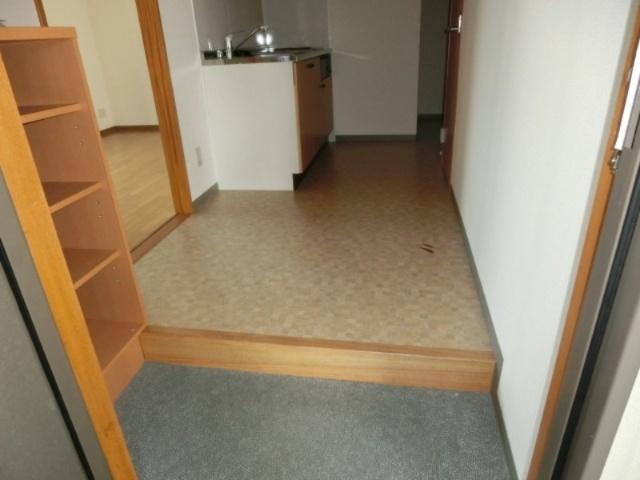 グランデール中町 玄関