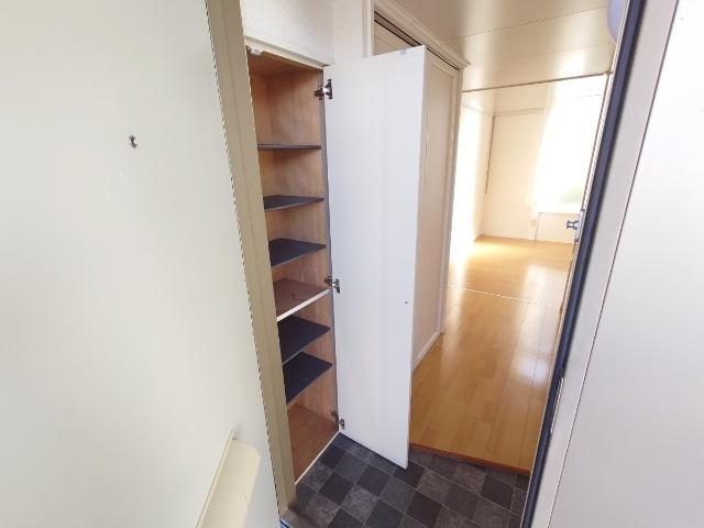 グランデ南高田 玄関