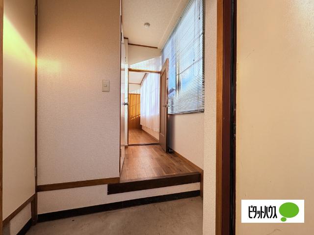 タウンハイツ花田 玄関