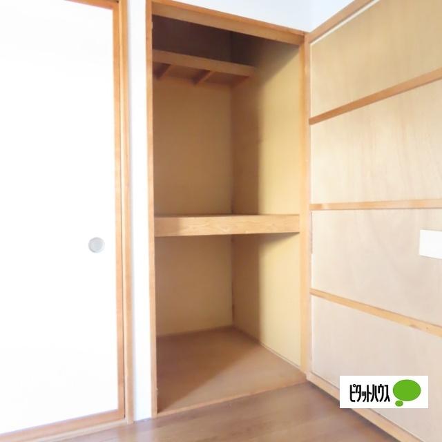 三好町ハイツ 収納