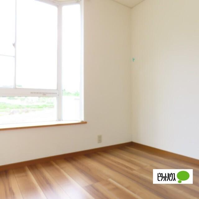 グリーンヒルミサワＢ 室内