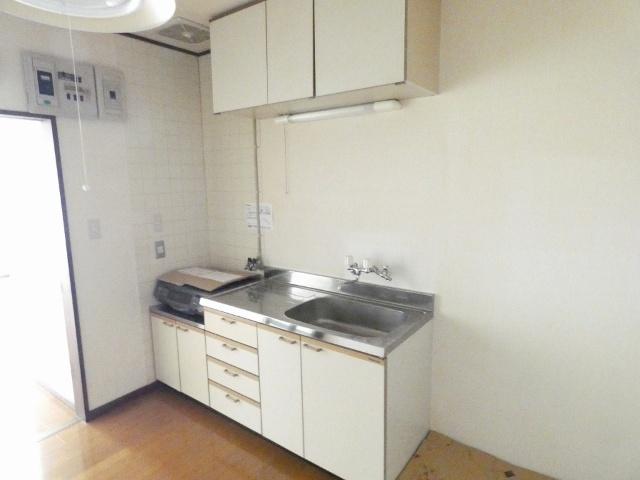 ファミーユ石堂 キッチン