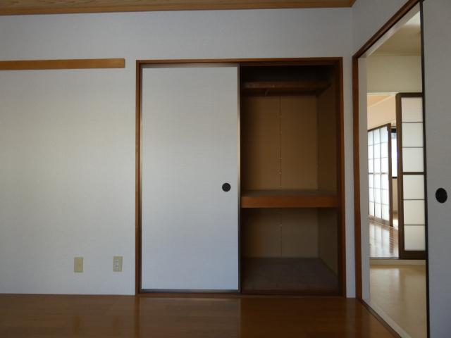 パークタウン北長野　A棟 収納