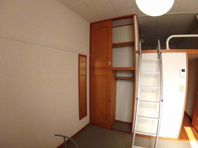 イリスアーク 収納