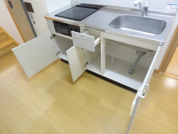 メゾンレスポアール 収納