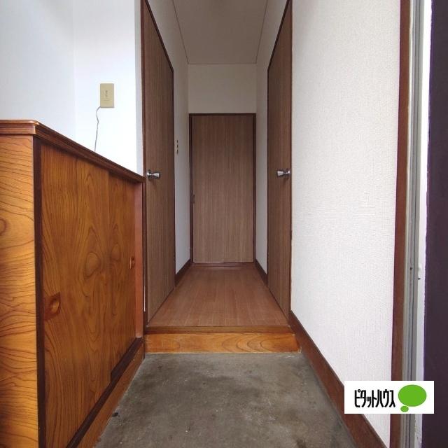 村越第二マンション 玄関