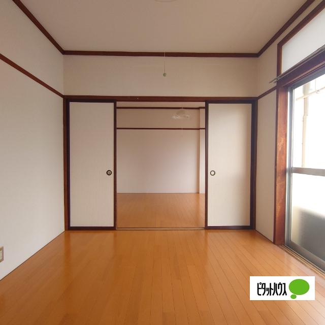 村越第二マンション 室内