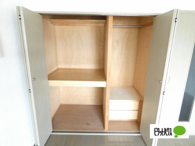 サンプローチ 収納