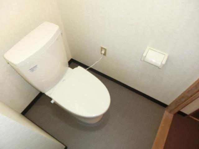 まなまゆビル トイレ