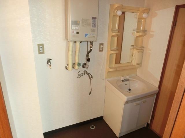 まなまゆビル 洗面