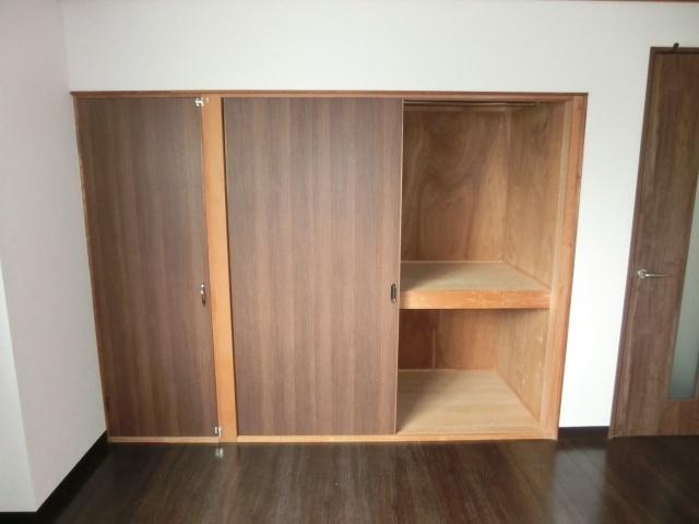 まなまゆビル 収納