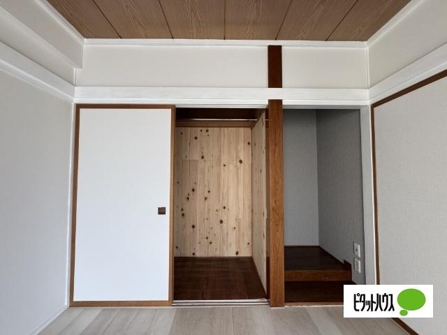 桐戸建 収納