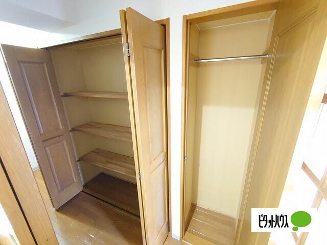 ガーデンテラス大日方　Ｂ棟 収納