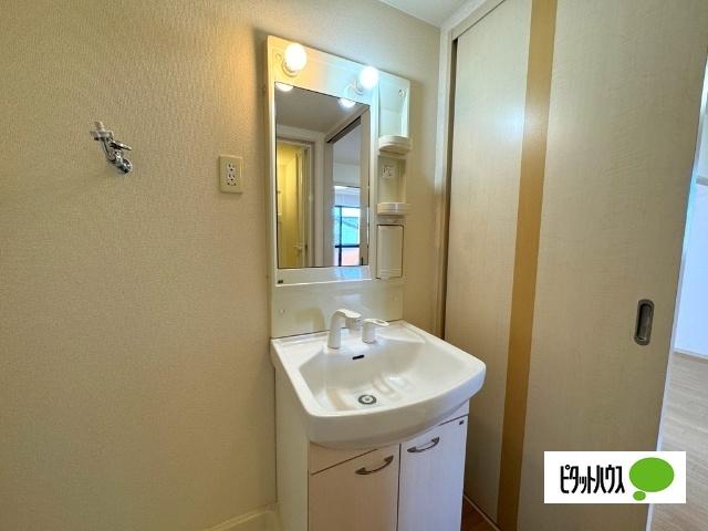 apartment 神明町３丁目