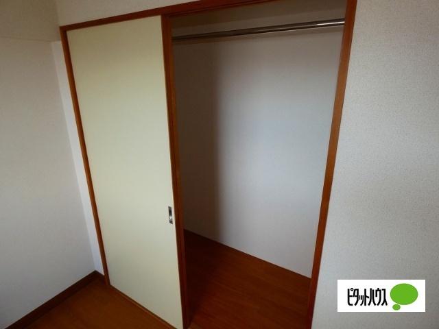 メゾン西中屋 収納