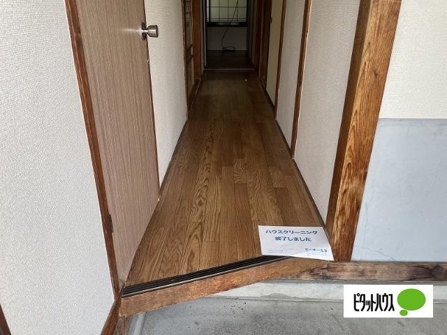 神田１丁目貸家 玄関