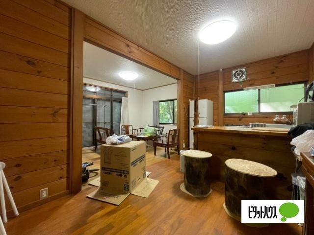 戸隠貸家 室内