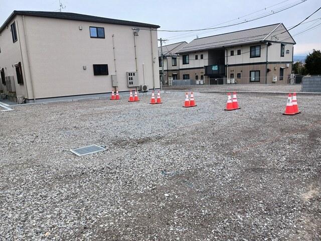 ホップⅤ　Ｂ（103） 駐車場