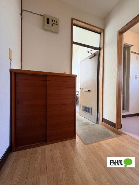 古里ハイツ 玄関