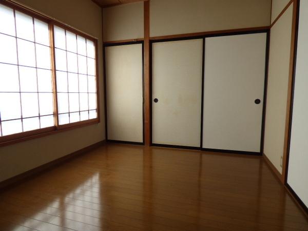 セントラルビル 収納