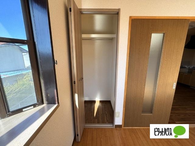Limpiaスカイパーク早川 収納