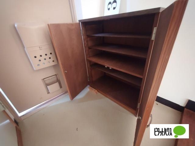 西澤マンション往生地びゅー 収納