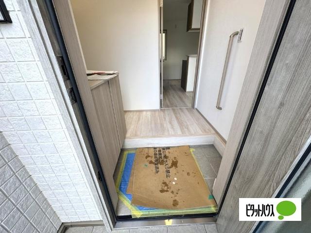 松本市城東一戸建 玄関