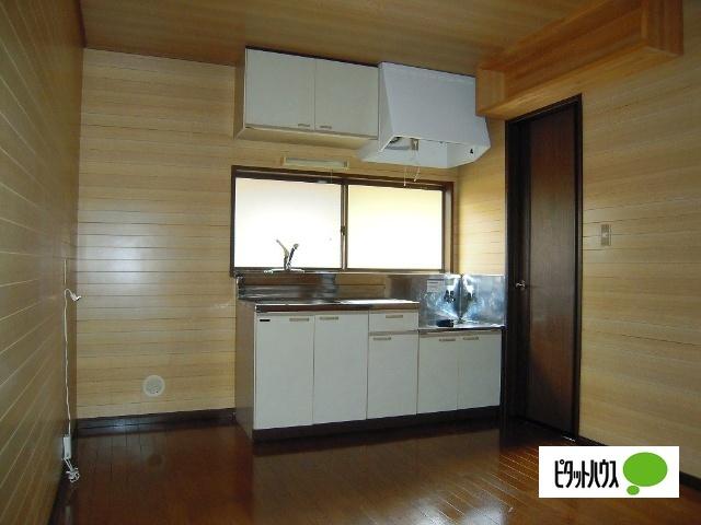 クレセントヴィレッジＡ 部屋画像