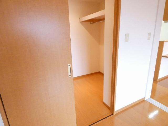 メルベージュＮ棟 収納