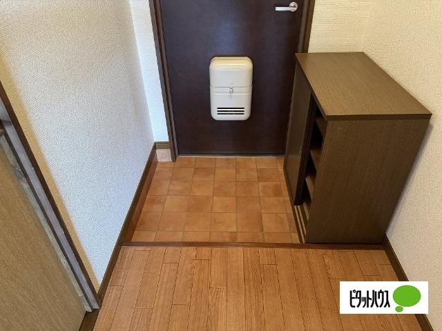 モンターニュ横山 玄関