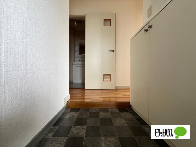 ハイツウエスタリア 玄関