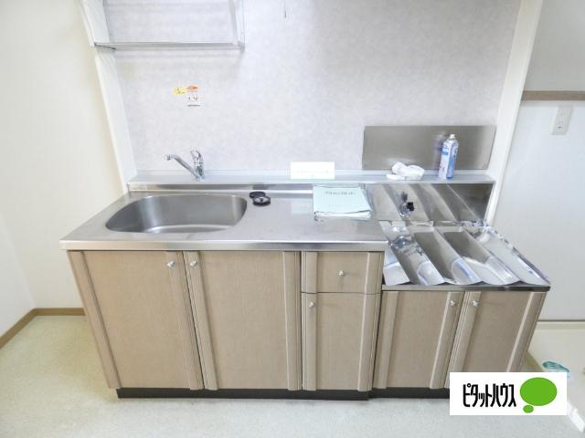 サンガーデンワカツキ　Ｃ棟 キッチン