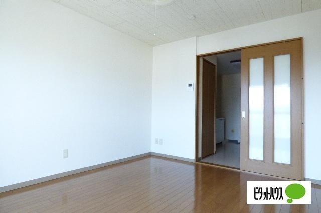 グランドゥール坂口 部屋画像