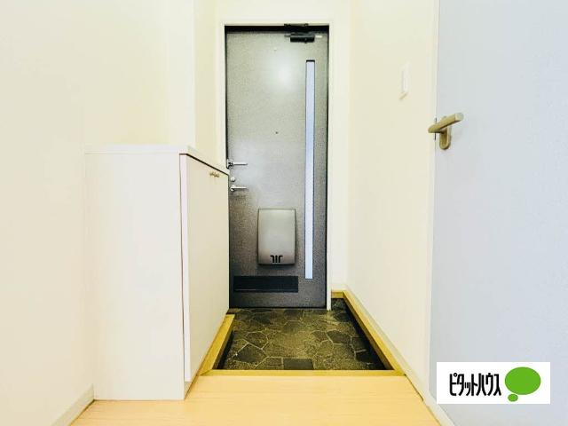 コート岡田屋Ｄ 玄関
