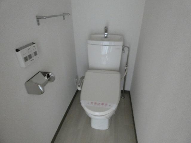 ハイツアルピーノ トイレ