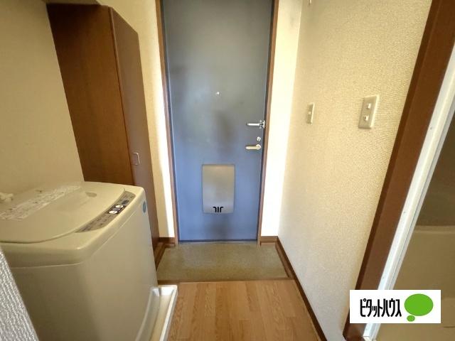 ミユキハウス 玄関